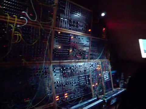 Modular Synthesizer Meeting Happy Knobbing 2006 pt1