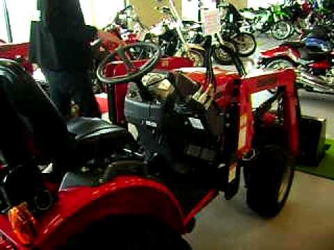 Mahindra 1816 HST Tractor