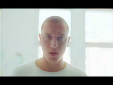 Tomas Ferdinand - Airplanes (Official Video)