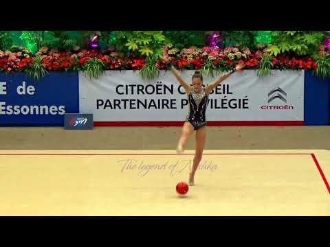 Camille AY (FRA) ball - 2016 Corbeil senior AA