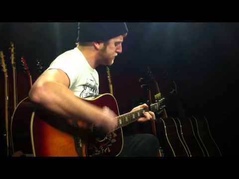 Tim Vantol - Hands full of dust