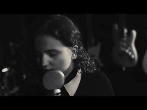 Valentina Vlkova  - Hello /Lionel Richie Cover/