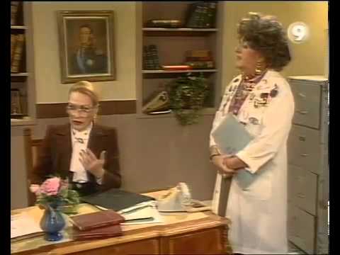 Antonio Gasalla - Noelia, Travestis en la escuela