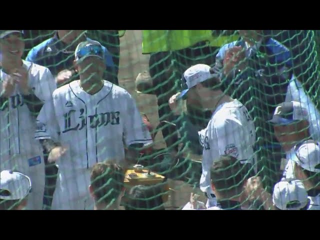 【ライオンズ春季キャンプ】開幕投手はライオンズ・ニール!! 日本語で挨拶 2020/2/19