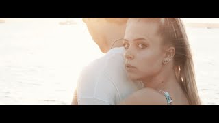 Weiße Yeezys Lyrics English Translation