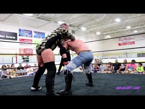 "The Concussion Dealer" Troy Merrick vs ""Dynamite" Dylan Davis
