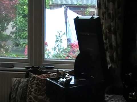 Put Your Worries Through The Mangle (HOT!) - Ray Starita and his Band