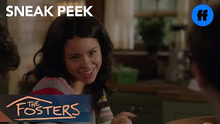 317 - Sneak peek #2 : Toute la famille et Nick au petit-djeuner