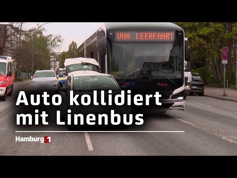 Unfall mit Linienbus: Mindestens vier Personen leicht verletzt