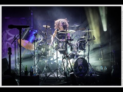 CHERISSE OSEI - SIMPLE MINDS ACOUSTIC TOUR DIARY EPISODE 3