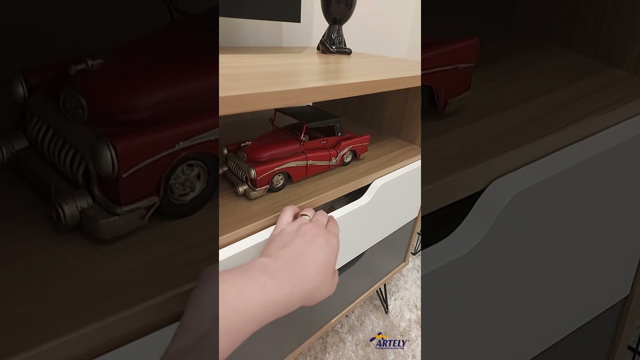 Thumbnail do vídeo - Rack Estocolmo - Carvalho C / Grafite