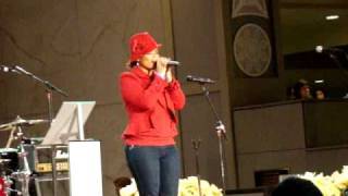 Kimberly Locke - Somewhere over the Rainbow 11/29/09