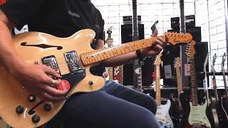 Video thumbnail for Squier Classic Vibe Starcaster | Music Junction by Music Junction