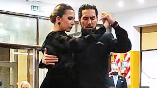 Video thumbnail for Seguime, si podés (Pugliese) Carla Rossi y Jose Luis Salvo. Milonga Gente Amiga 25ago24 (1/2)