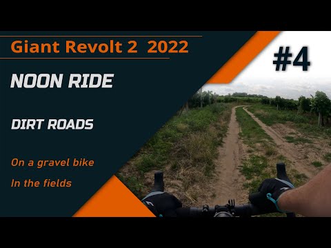 Giant Revolt 2 2022 gravel bike in the fields on dirt roads with telemetry #4
