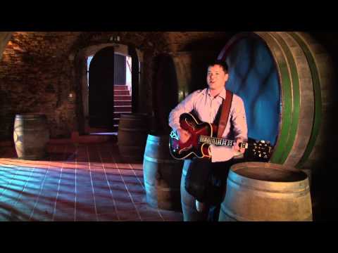 ISKRICE & NOVI SPOMINI - Jaz hodim za njo