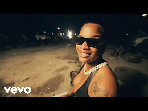 Skylar Blatt - I Look Good (Official Music Video)