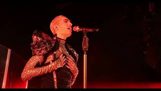 Covered In Gold Live (tokio hotel) feel it all world tour
