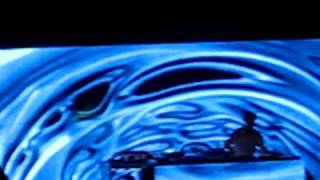 Armin van Buuren drops Paul van Dyk - New York City (Super8 &amp; Tab remix).AVI