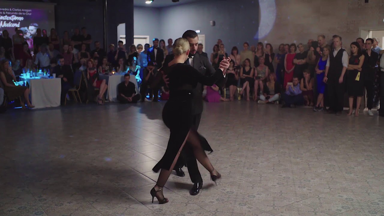 Noelia Hurdado y Facundo de la Cruz  Turn Up www.reginatangoshoes.com