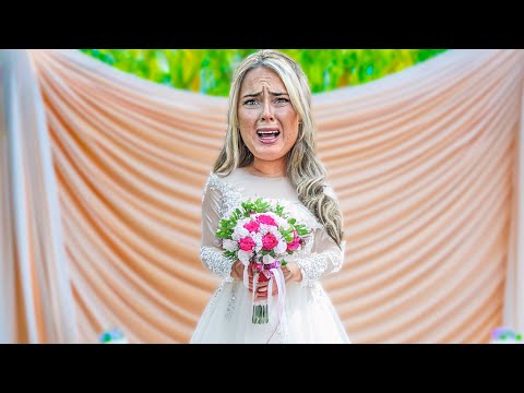 ENSAM OCH STRESSAD INFÖR BRÖLLOPET