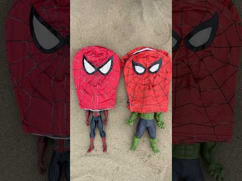 Spidey & Hulk Choose Mask In The Sand - Marvel Toys