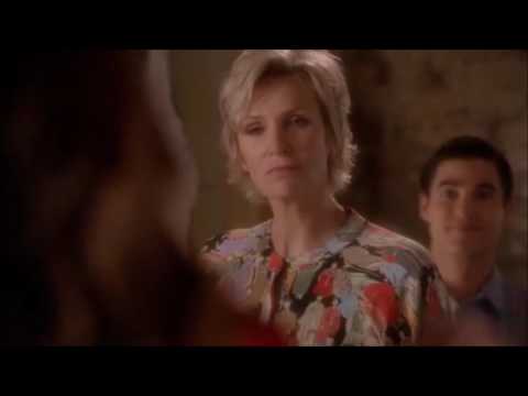 Glee - Rachel finally tells Sue what she thinks of her 5x17