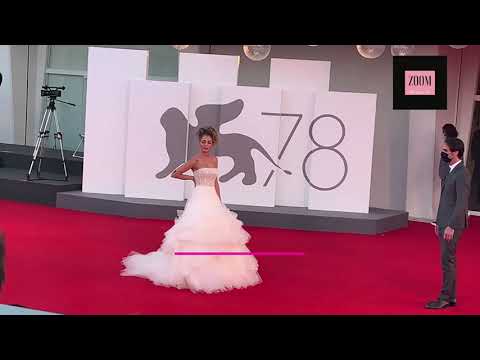 Venezia 78, il red carpet di "È stata la mano di Dio"