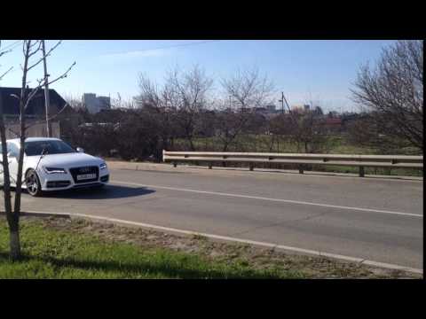 Audi A7 3.0TDI exhaust sound outside car launch start