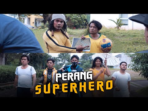 PERANG SUPERHERO