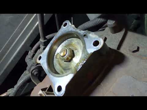Trucking , Transmission high / low shifter piston teardown Eaton Fuller 10 Speed Auto Shift .