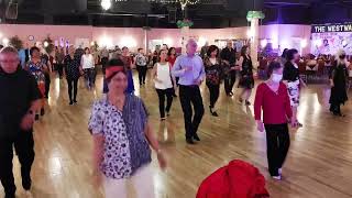 Radio Dancing Line Dance