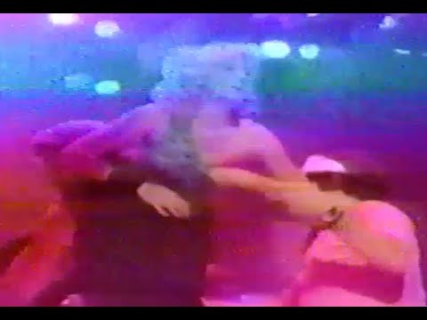 GROUPIES - 80s rock stars talk about groupies!