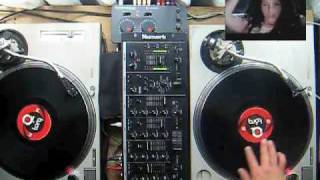 Dave Dee Dozy Beaky Mick &amp; Tich - Hold Tight (English vs. Spanish)