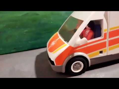 Sturz vom Pferd Krankenwagen kommt ¦ Playmobil Film islamische Zeichentrickfilme Kindergeschichte