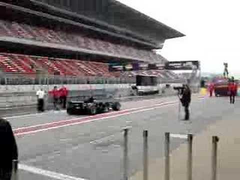 Montmelo F1 tests 14-02-2007 Honda F1 racing team