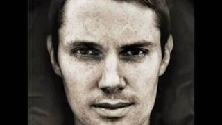 Milosh - Couldn't Sleep (with lyrics)