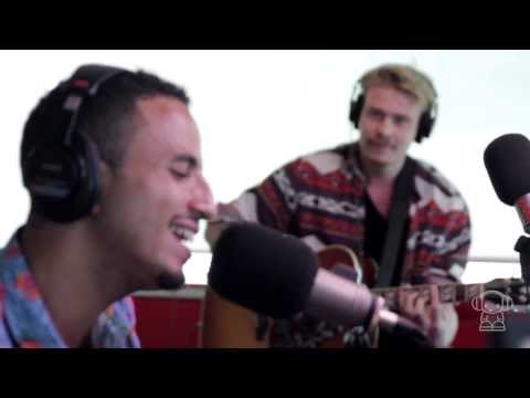 Kim Cesarian 'Undressed' acoustic