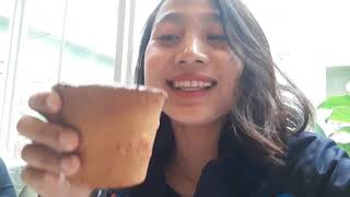 Icipin Minum Kopi Sekaligus Makan Gelasnya di Kafe Joe & Dough