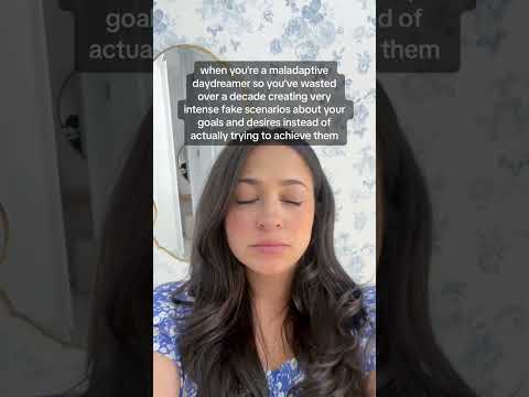 Let’s talk maladaptive daydreaming 💭 Daydreaming is completely normal, and something almost every