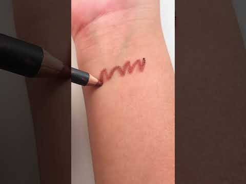 Trending Tomorrow Lip Trio (Worth £68)