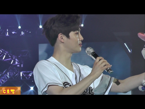 170211 ENDING SUHO with bunny EXO'rDIUM in Hongkong
