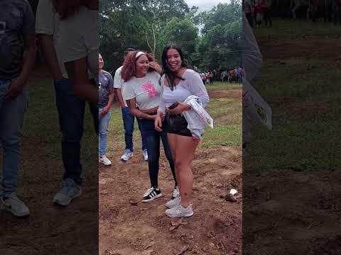Asi se vio de alegre el tope de toros en Niquinhomo, Masaya, Nicaragua  🇳🇮🎭