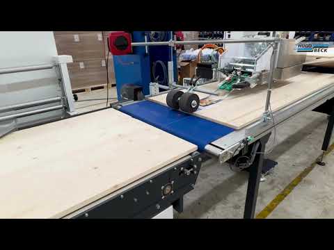 Holzpaneele in verschiedenen Größen mit Beipackzettel