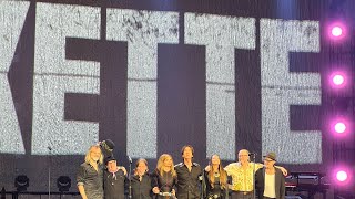 Roxette live in Melbourne what’s she like