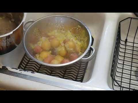 download lagu mp3 mp4 Leek Mashed Potatoes, download lagu Leek Mashed Potatoes gratis, unduh video klip Leek Mashed Potatoes
