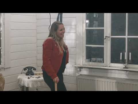 Clara Krum - The Way To Find You Making Of