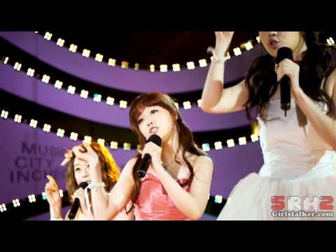 [FANCAM] 110715 Girl's Day Hug Me Once - OBS 'Super Concert'