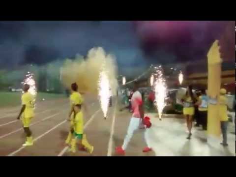 "Recibimiento, Bucaramanga Vs cartagena, Fortaleza leoparda sur 2015" Barra: Fortaleza Leoparda Sur • Club: Atlético Bucaramanga • País: Colombia