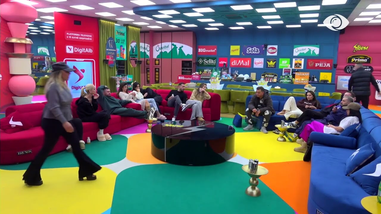 “Nuk ma ndalon dot, ku të dua flas”/ Egli debaton me Rozanën, ndërhyn Danja